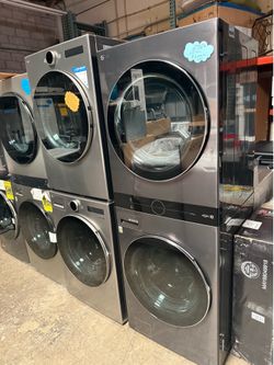 Laundry center sctackable tower LG w 27 gas