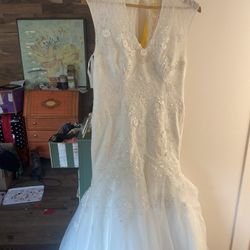 Wedding Dress W/ Beading And Appliqué Flowers
