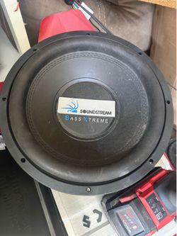 Soundstream Bass Xtreme Subwoofer and amp
