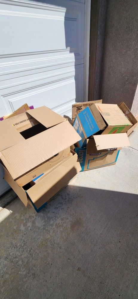 Free Moving Boxes