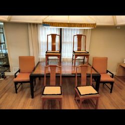 Vintage Chin Hua Dining Table With 4 Chairs 