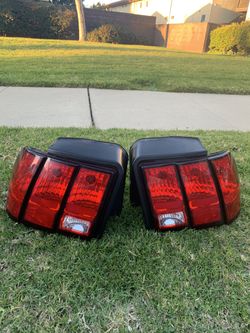 99-04 mustang headlights