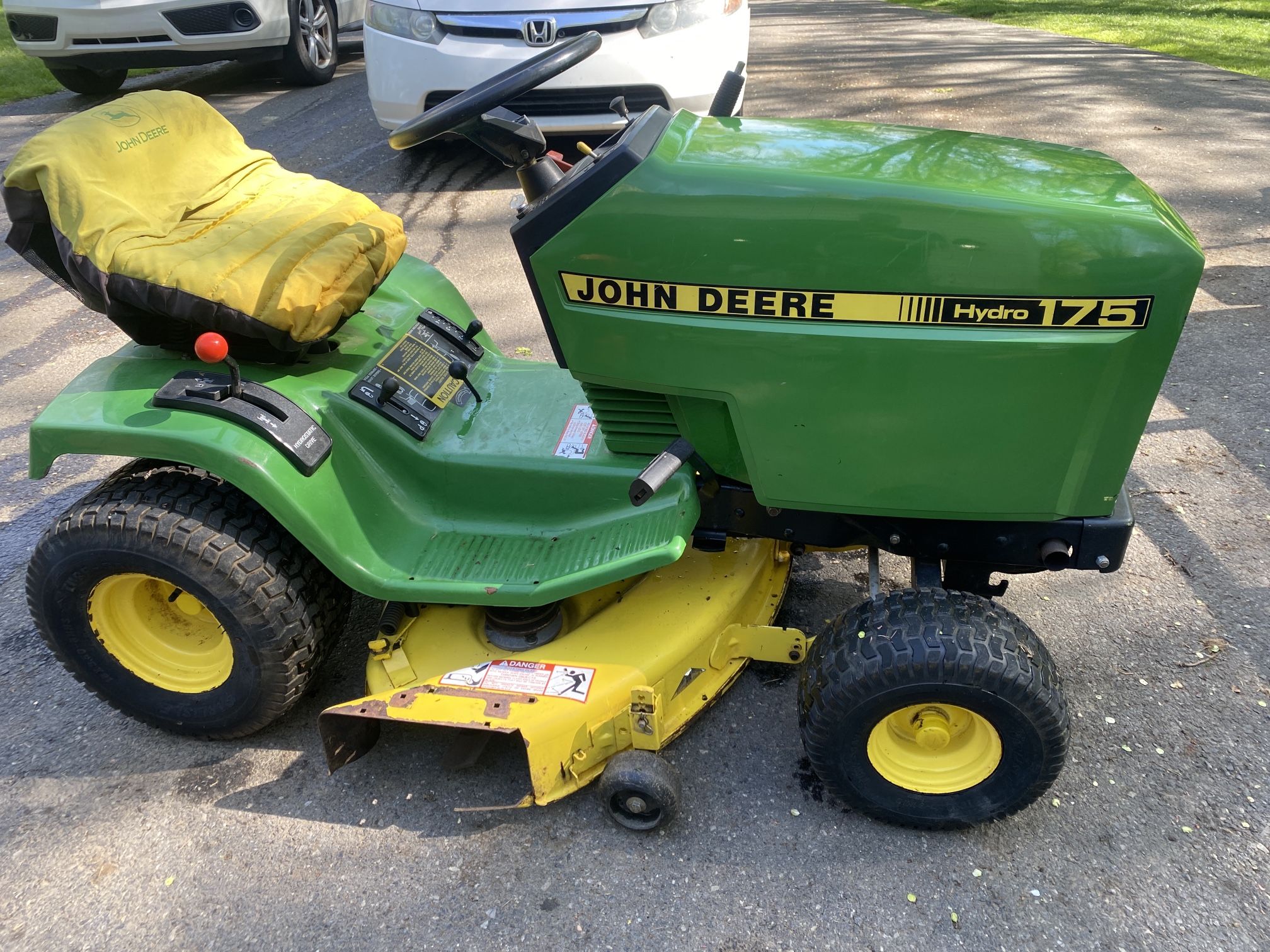 Classic John Deere Lawn tractor 