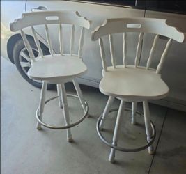2 white batstoom