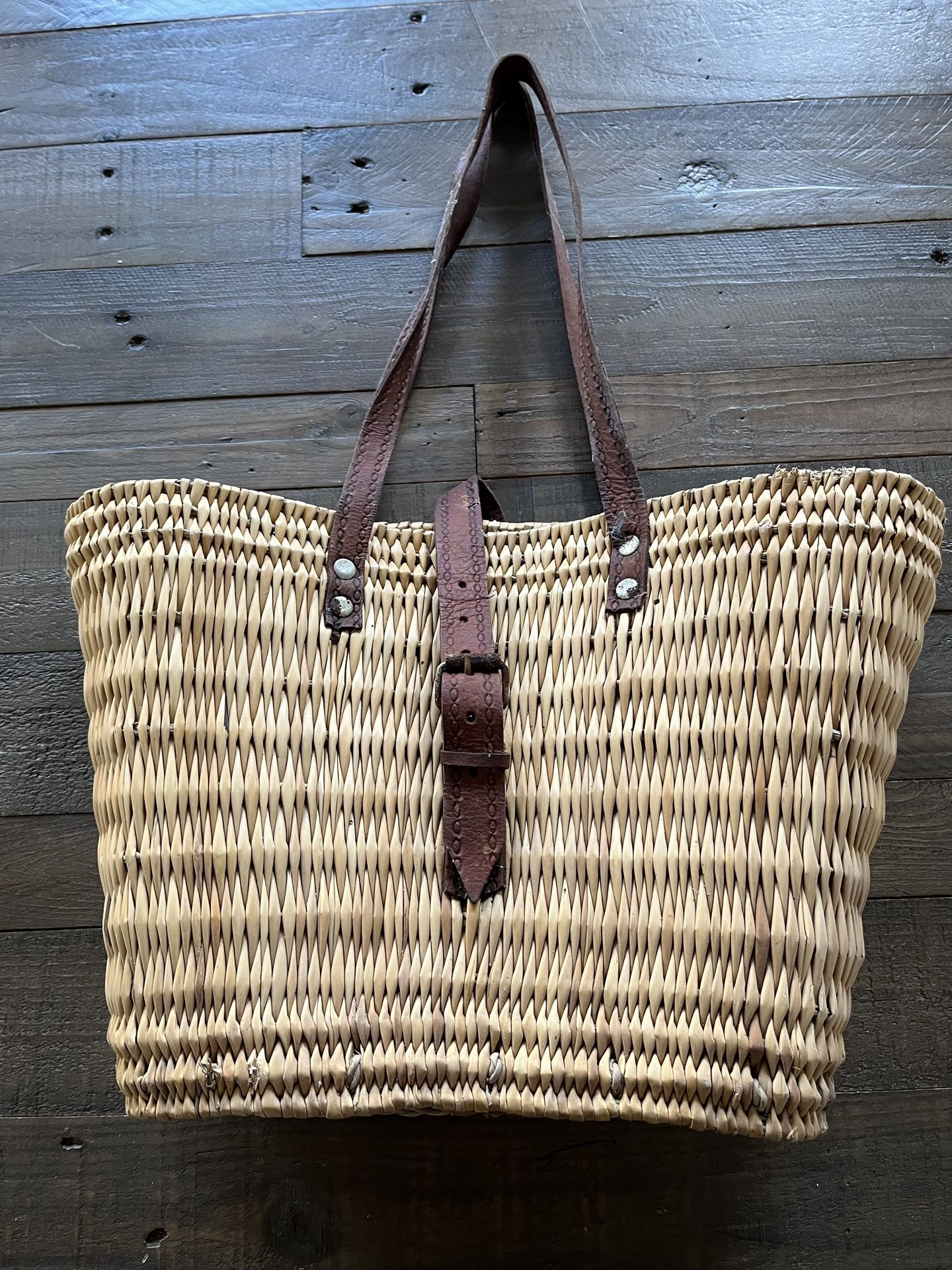 Vintage Handwoven Reed Market Basket/Tote