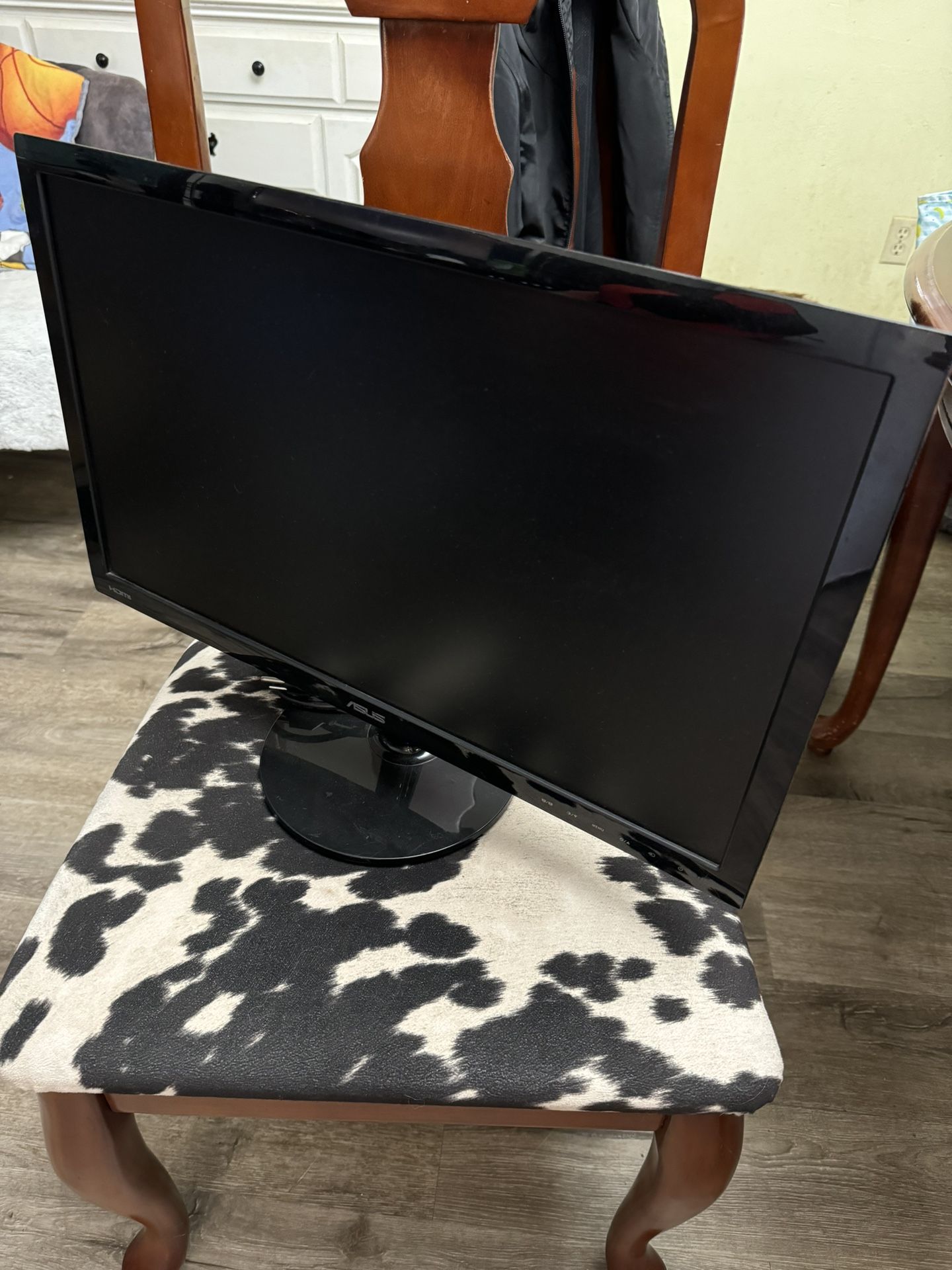 24” Asus Computer Monitor