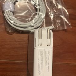 Apple ORIGINAL USB C MacBook Charger Power Adapter  Year 2017 Up To 2020 BRAND NEW NEVER USED 87W