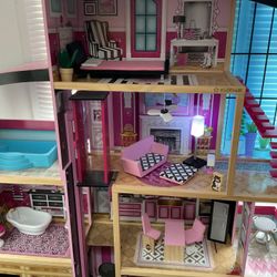 Kid craft Large Doll House