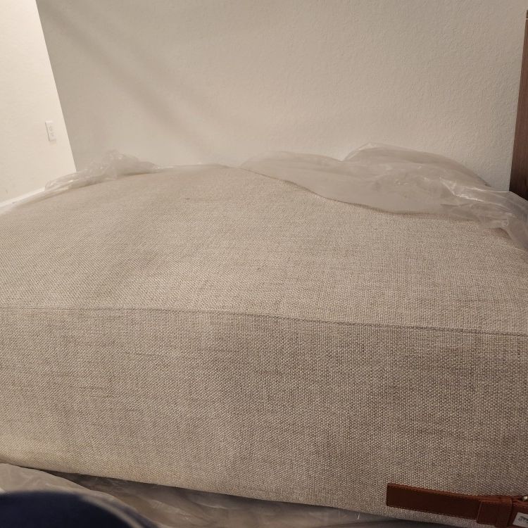 New Modani Slip Ottoman for Sale in Homestead FL OfferUp