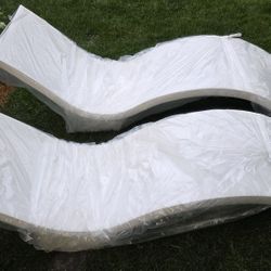 Ledge Lounger - Signature Chaise Deep - Inside Pool & Sun Shelf Lounge Chair
