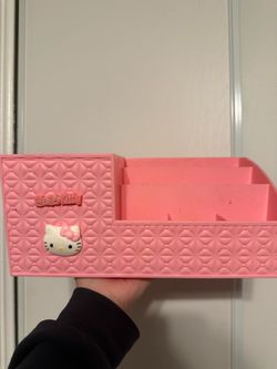 Hello Kitty Makeup Organizer