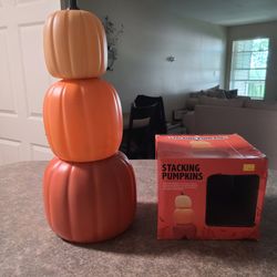 Stacking Pumpkins