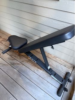 Weight Bench by Cenrt