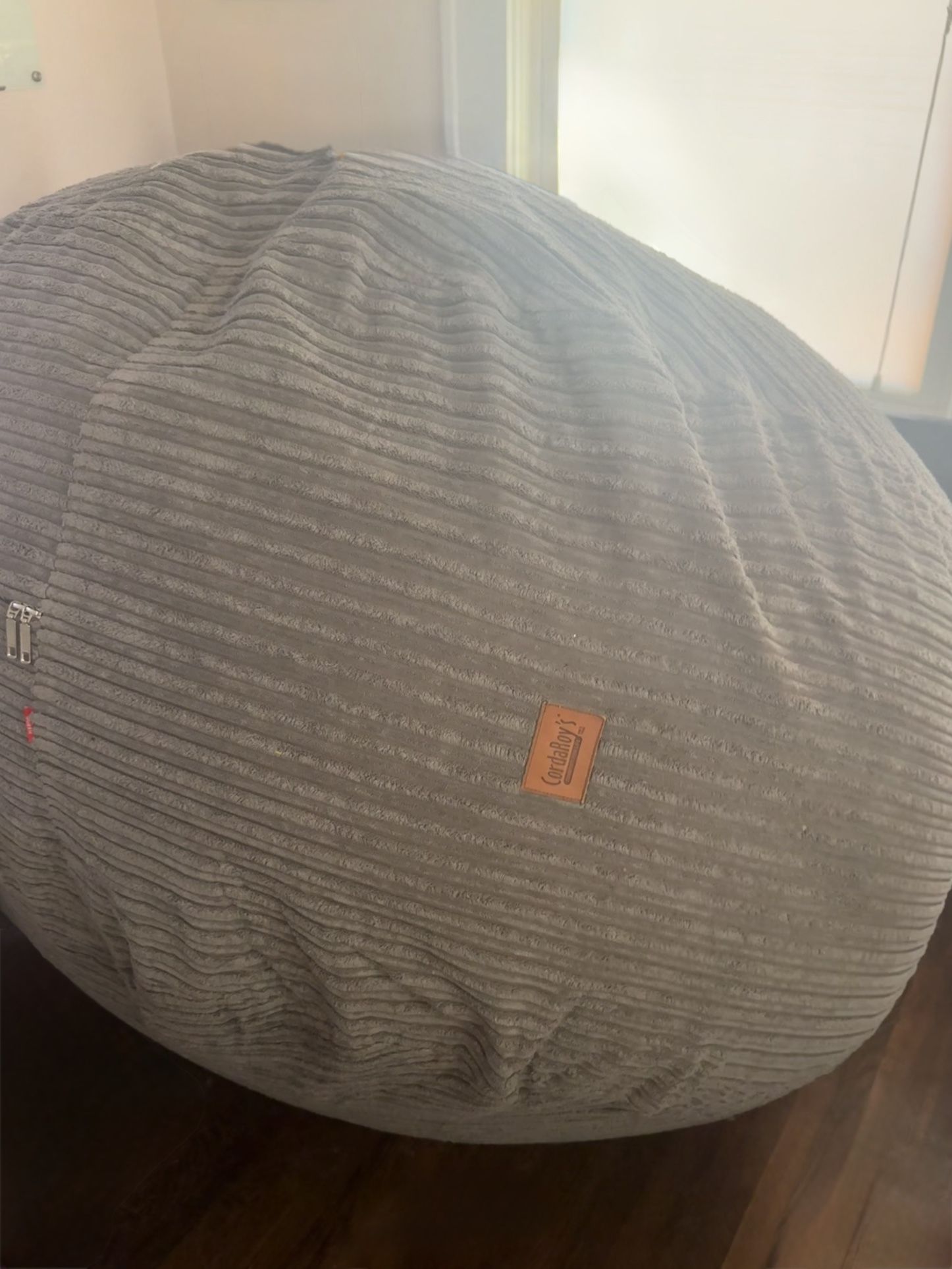 ✨ Queen-Size CordaRoy’s Convertible Bean Bag Chair – Turns Into a Bed! ✨