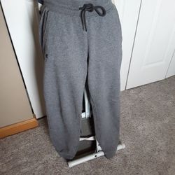 Womens Under Armour Joggers XS