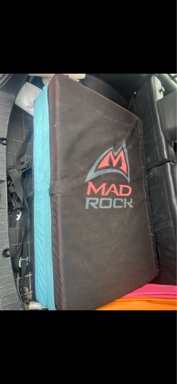 Mad Rock Mad Pad bouldering crash pad