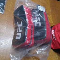 Sports UFC Pads Combat Mask I Also Have The Speed Bag Thumbnail