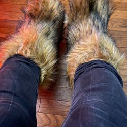 fur boots 