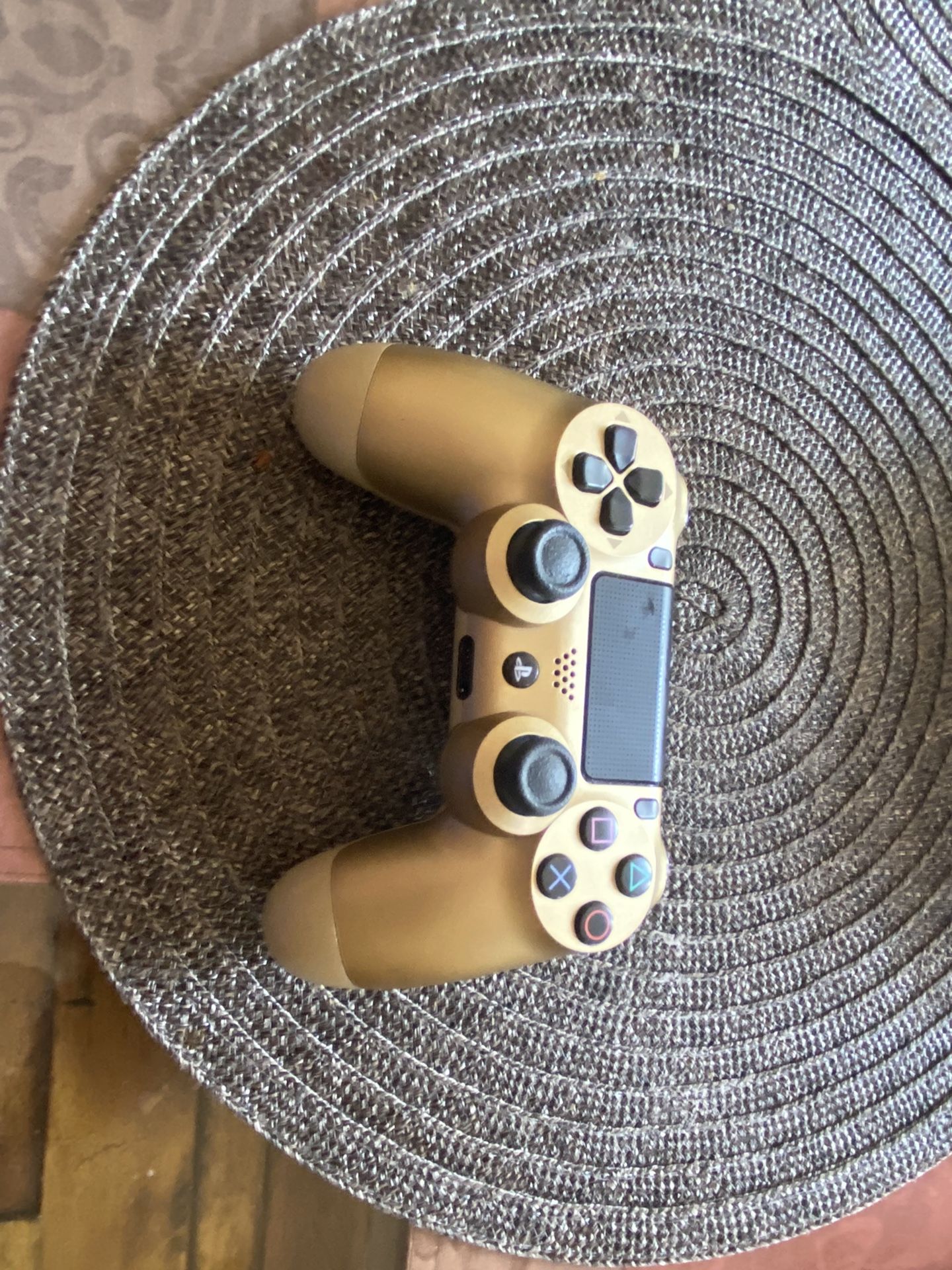 PS4 DualShock Controller