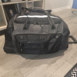 Big Rolling Suitcase Duffle Bag Excellent Quality 