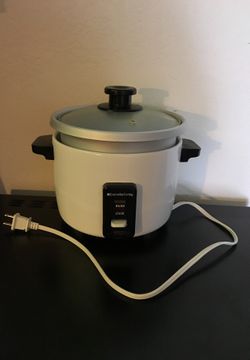 Everyday Living 4-Cup Electric Rice Cooker