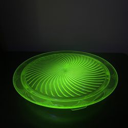 Anchor Hocking Green Uranium Glass Swirl Design Footed Cake Plate