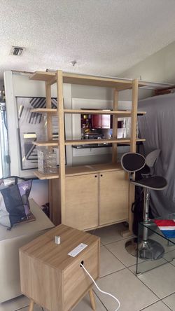 Cabinet with shelves