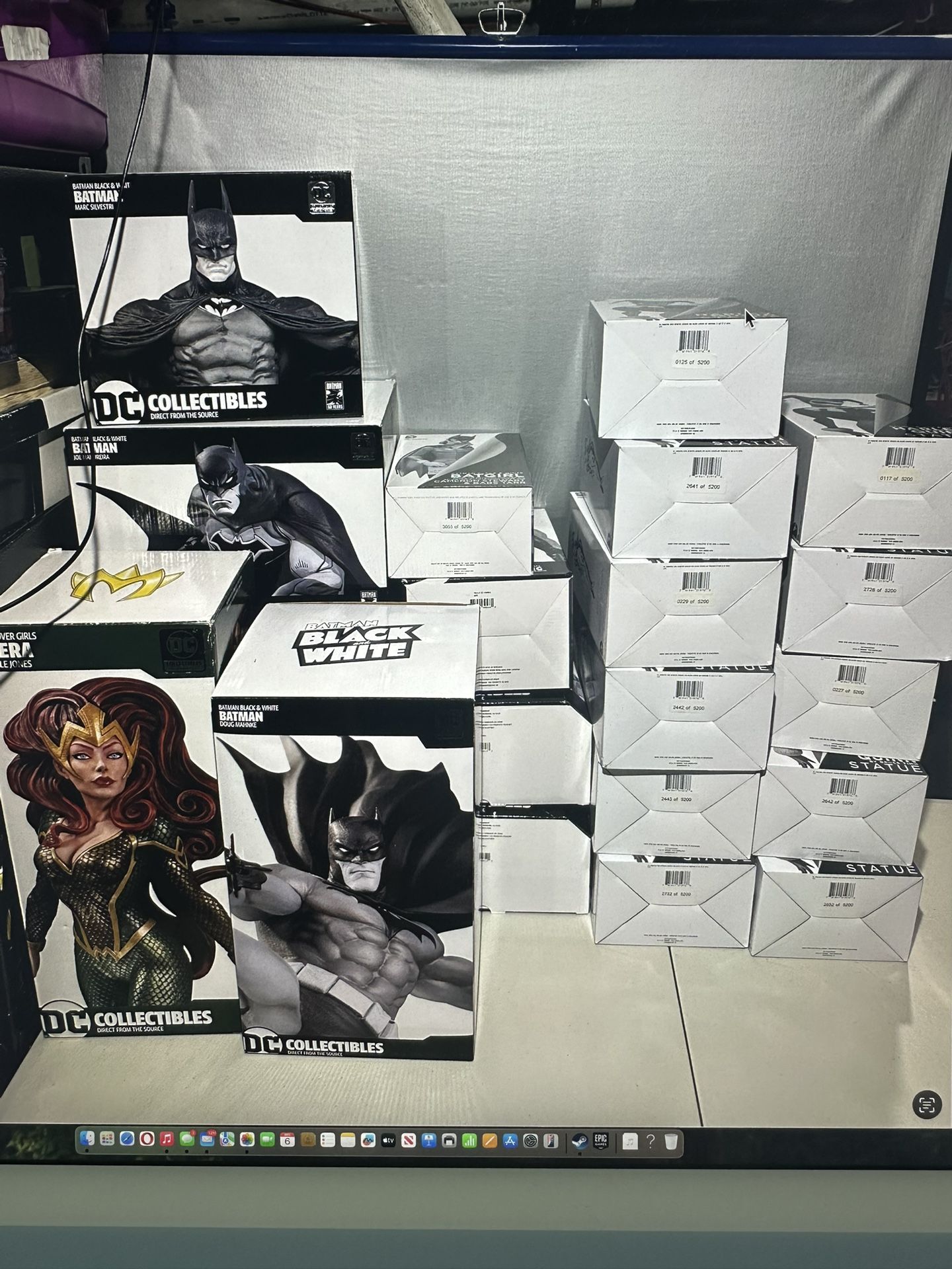 DC Collectibles Statues