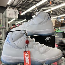 Air Jordan 11 Retro Legend Blue