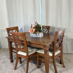 Charming Kitchen Dining Table & 4 Chairs SOLID WOOD / Comedor Para 4 MADERA SOLIDA