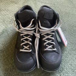 Men’s Size 9 Safety/steel Toe Boots
