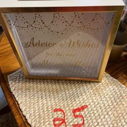 Advice & wishes box with cards