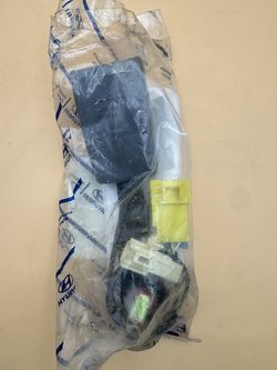 88(contact info removed)0-SX Buckle Assembly-Front Seat Belt Drive 1(contact info removed) Hyundai Accent