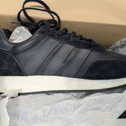 Men's Adidas Shoes 
