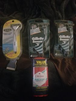 3 packs of Razors and double pack of deodorant