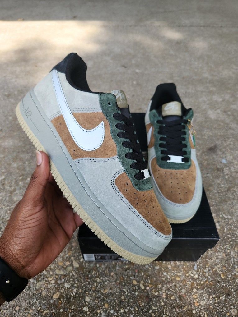 Air Force 1 Low Christmas Pine