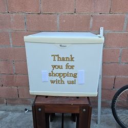 Whirlpool Mini Fridge