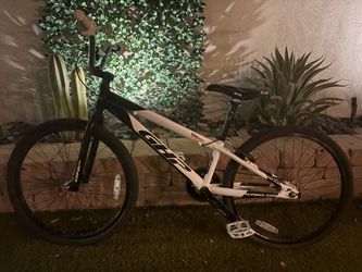 GHP BMX  X L 24
