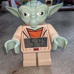 Lego Yoda Alarm Clock