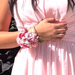 Corsage & Boutonnières 