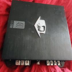 🟨🟧🍀🍀FOR   SALE   AMPLIFIER  CAR  AUDIO JENSEN  DUBa2100  2 CHANNEL🟥   🍀🍀🟥 (  NEGOTIABLE )🟧🟨