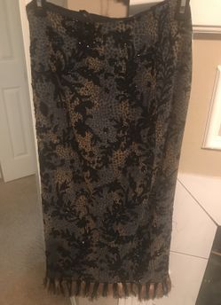 Gorgeous skirt- never worn!