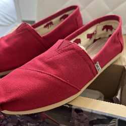 Red Toms