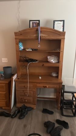 2 piece hutch