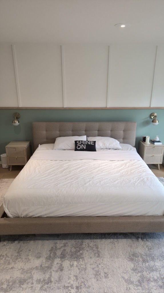 KING SIZE Bedframe With Mattress