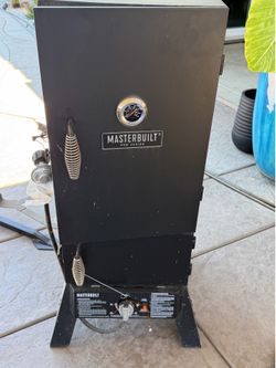 Masterbuilt Pro Series Smoker- brand new never used