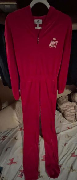JUICY COUTURE WOMENS RED VELVET JUMPSUIT/Size XSmall Tall/ Gently Used/Great Condition