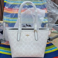 Authentic Coach Handbag 