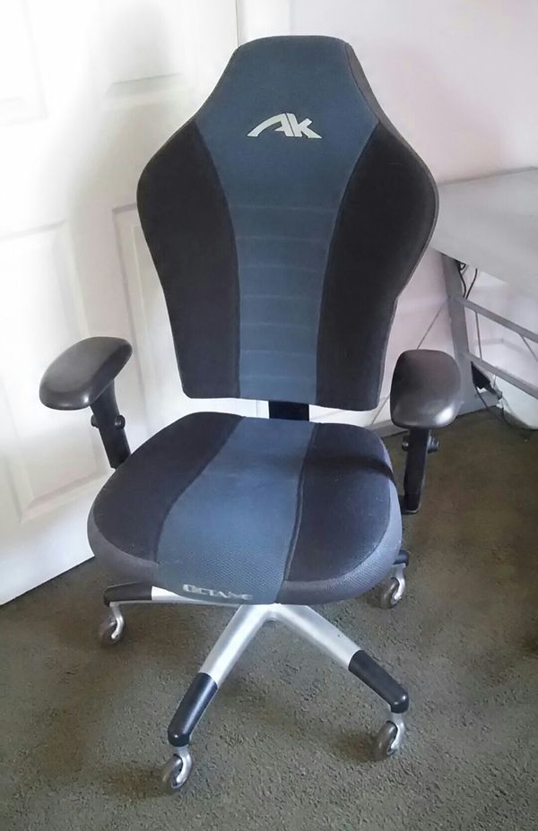 Akracing Ak Designs Ok1 Octane Pc Gaming Office Chair Black Blue For In Los Angeles Ca Offerup