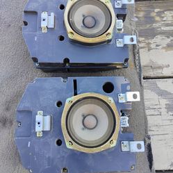 4runner rear speaker boxes